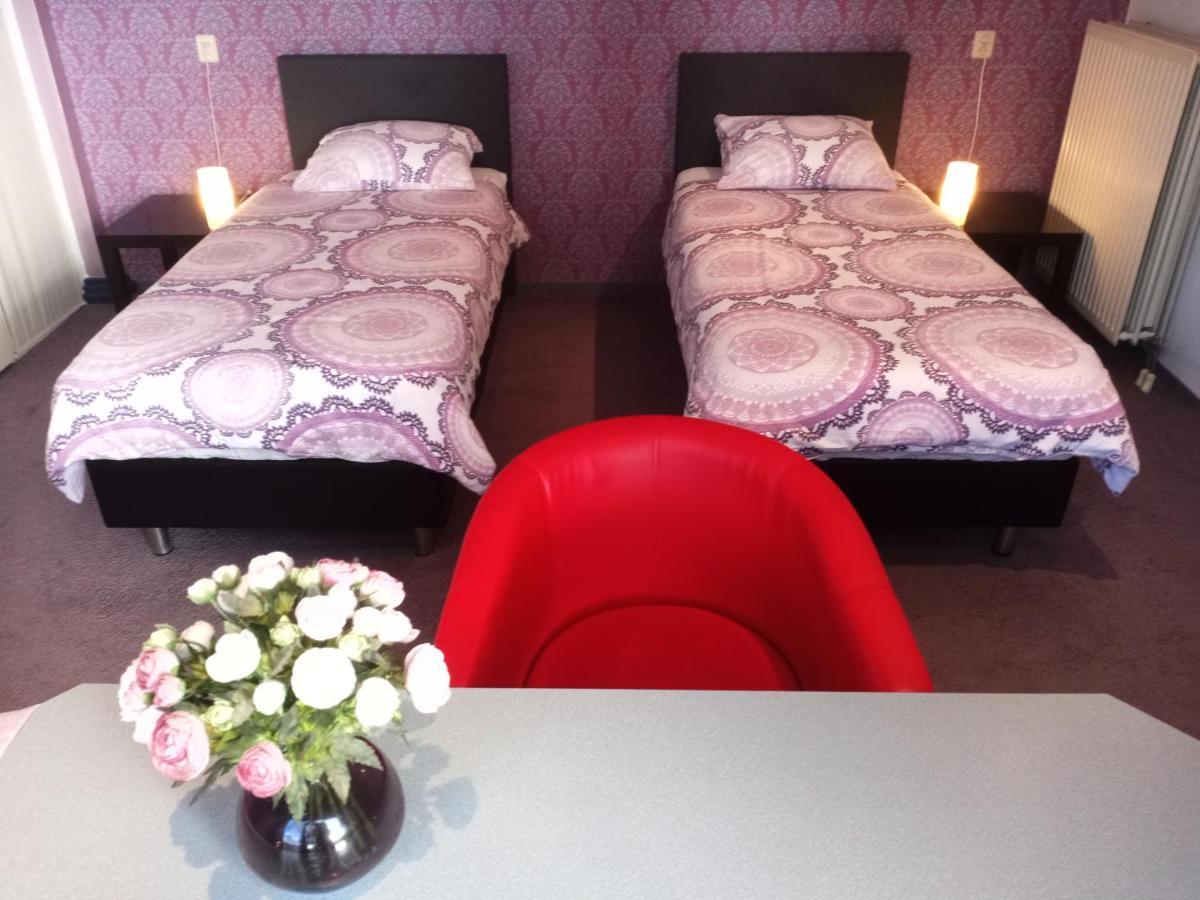 B&B Zevenkamp ロッテルダム エクステリア 写真